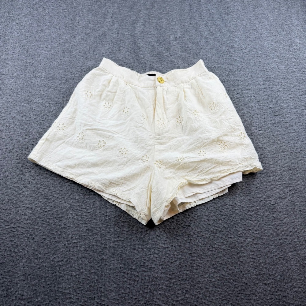 AIANGEL Eyelet Shorts Women's XS Cream Floral Embroidered High Waist Gold Button